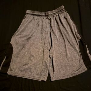 Boys Game Time 14/16 gray shorts